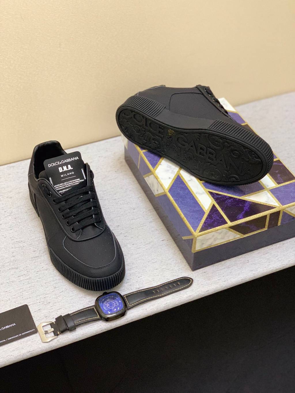 D*G sneaker